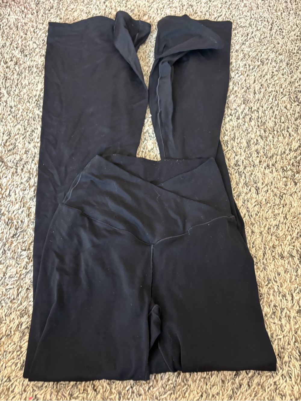 aerie Black High-Rise Crossover Waist Leggings flair